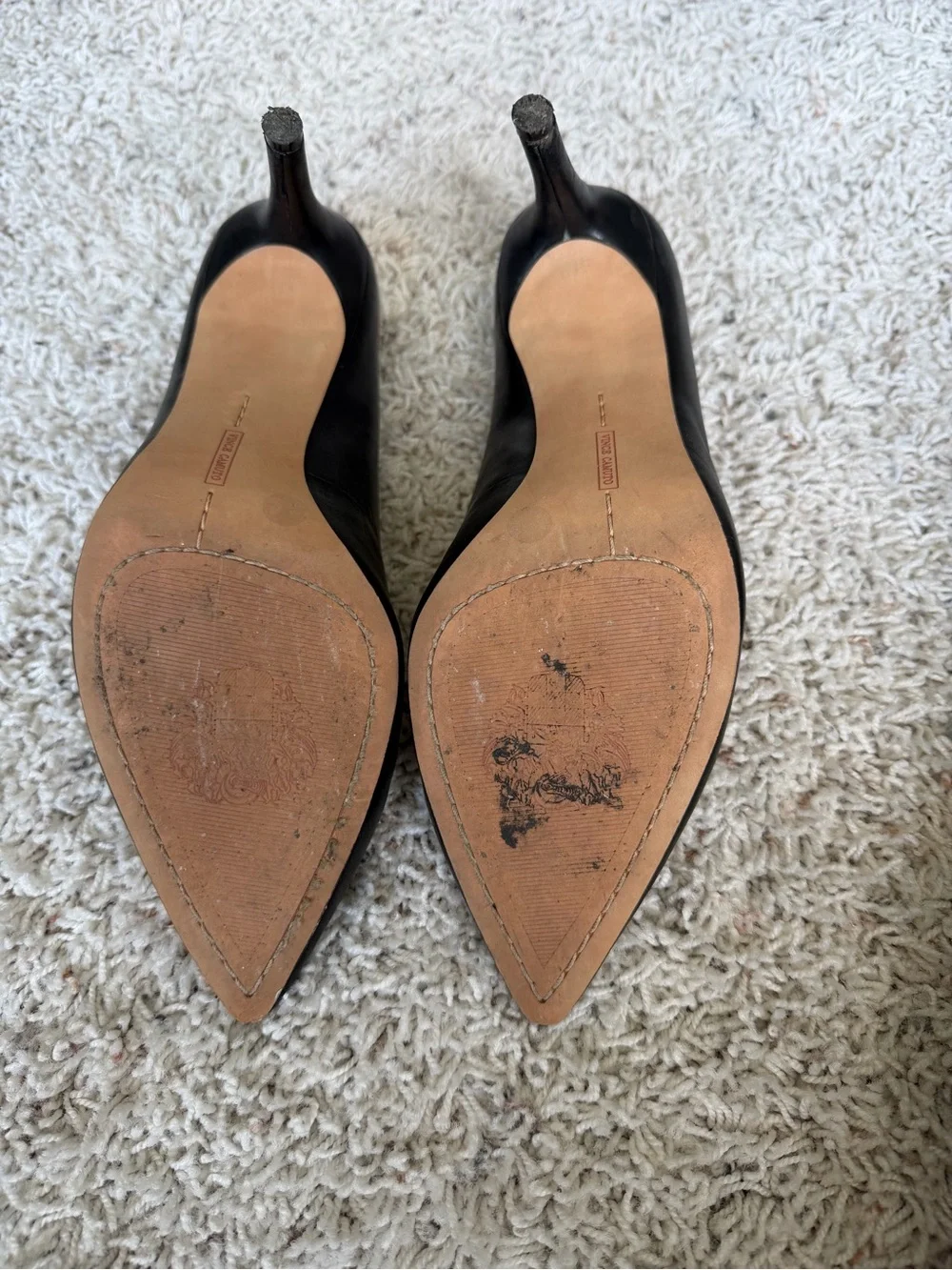 Classic Black Pointed-Toe Women's Pumps